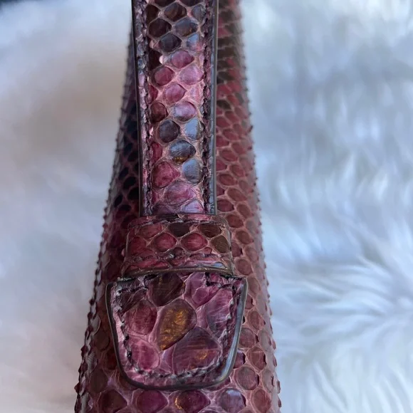 Rare GUCCI Python Small Lady Lock Clutch - Picture 11 of 17